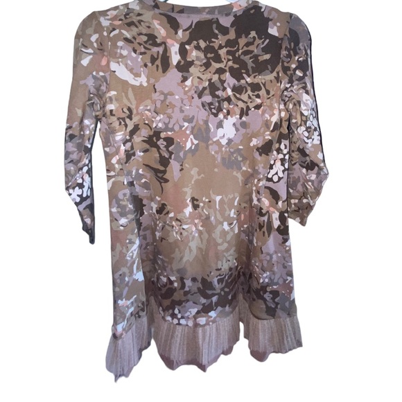 LOGO by Lori Goldstein Camouflage Tunic, P2P:17”, L:29” - Picture 2 of 3